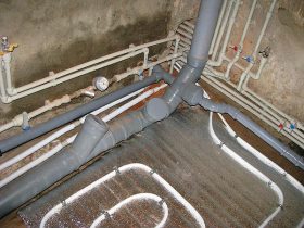 Монтаж канализационных труб в Болхове